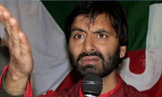 బ్యాంక్ లో రూ.6వేలు పడాలంటే ఆధార్ ఉండాల్సిందే..