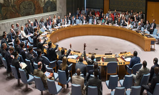 మోదీకి సియోల్ శాంతి బ‌హుమ‌తి బహుకరణ