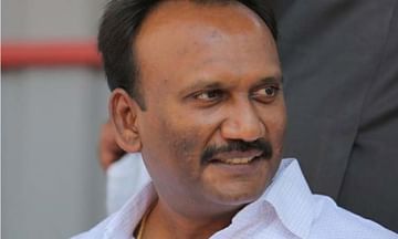 టీడీపీకి షాక్.. ఆమంచి రాజీనామా