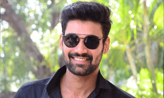 బాహుబలికి అజిత్ సర్‌ప్రైజ్