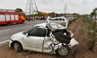 ఎండలు ఠారెత్తిస్తున్నాయి