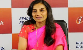 తన గర్ల్ ఫ్రెండ్స్ అందరిని ఒకేసారి ఇంట్లో చూసి.. షాక్ తిన్న యువకుడు.!