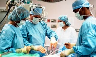 ఆర్.కృష్ణయ్యపై  వీహెచ్ ఫైర్