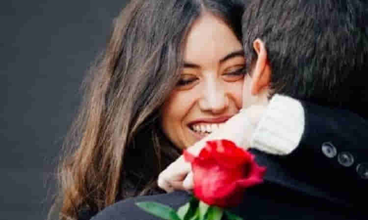 ముద్దు కోసం వచ్చిన ప్రియుడు అరెస్ట్!