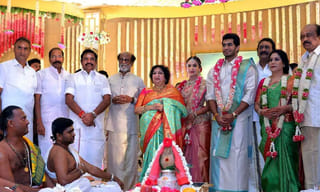 సన్నబడిన అనుష్కను చూశారా..!