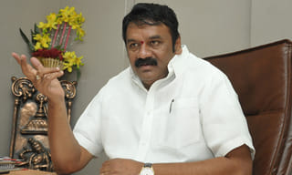 సతీమణితో కలిసి దీక్షకు దిగనున్న కాంగ్రెస్ ఎమ్మెల్యే జగ్గారెడ్డి