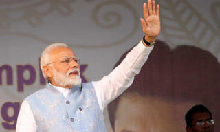 దక్షిణ భారత దేశం నుంచి మోడీ పోటీ