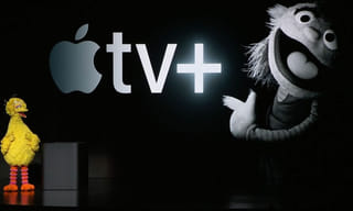 మార్కెట్లోకి యాపిల్ కార్డు.. నూతన క్రెడిట్ కార్డును లాంచ్ చేసిన యాపిల్ సంస్థ