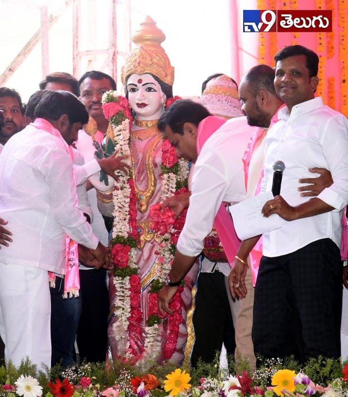 నల్గొండ లో జరిగిన కేటీర్ సభ యొక్క ఫొటోస్