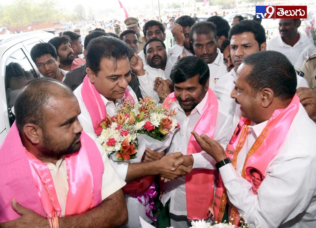 నల్గొండ లో జరిగిన కేటీర్ సభ యొక్క ఫొటోస్