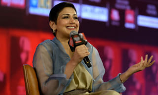 హీరో కార్తీ ‘ఖైదీ’ లుక్ సూపర్