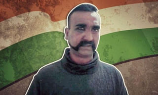 గవర్నర్ తో భేటీ అయిన జగన్.. డేటా చోరీపై ఫిర్యాదు