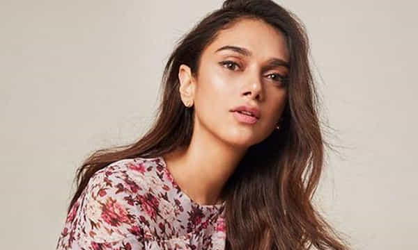 క్యాస్టింగ్ కౌచ్ పై అదితిరావు హైదరీ కీలక కామెంట్స్..