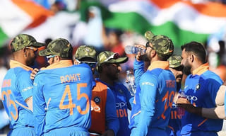 నాలుగో వన్డే: టాస్‌ గెలిచిన భారత్‌