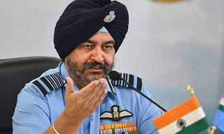 నష్టాలతో ముగిసిన స్టాక్ మార్కెట్లు