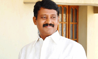 వివేకా హత్య ఇంటి దొంగల పని: పరమేశ్వర్ రెడ్డి