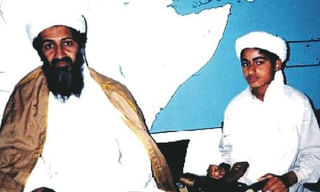 జమ్ముకశ్మీర్ లో ఘోర ప్రమాదం.. లోయలో పడ్డ బస్సు, ఆరుగురు మృతి