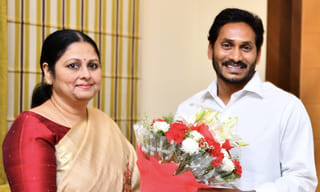 ఆహారానికి బదులు ఇంజిన్‌ ఆయిల్, టీ