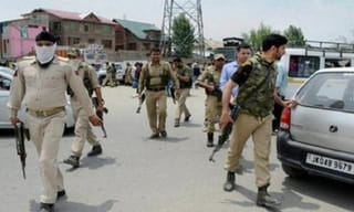 అభినందన్‌తో బాగా మాట్లాడించిన పాక్