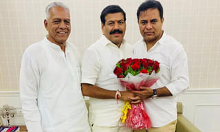 సుమలత, నిఖిల్ గౌడ సినిమాలు ప్రసారం చేయకండి: ఈసీ