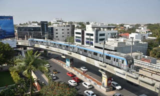 బాసర ఆలయంలో సైకో హల్‌చల్