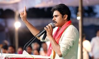 వైసీపీ తొలి జాబితా వాయిదా