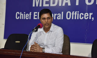 నామినేషన్ దాఖలు చేసిన కోట్ల సుజాతమ్మ