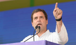 మా ఇళ్లు ఎక్కడున్నాయో కూడా తెలీడం లేదు