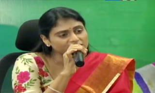 జగన్‌ని ఏపీ ప్రజలు సిఎంగా చూడాలనుకుంటున్నారు-పీవీపి