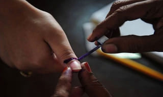 ఏపీ ఓటర్ల లిస్ట్ లో దీపికా, కాజల్..!