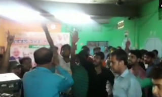 వాళ్లిద్దరు పోటీ చేయడం లేదంటే ఎన్డీఏ గెలుపు ఖాయమంటున్న శివసేన