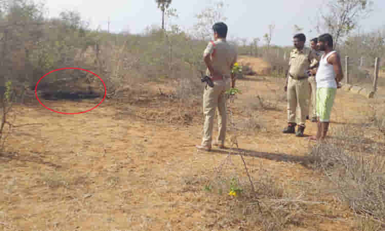 శంషాబాద్లో ఓ మహిళపై అత్యాచారం, హత్య