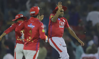 పరీక్ష రాస్తూనే ఐపీఎల్ ఆడుతున్న ప్రయాస్..!