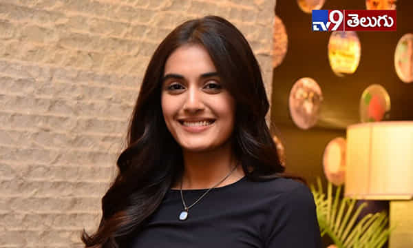 దివ్యాన్ష కౌశిక్‌  ఫొటోస్