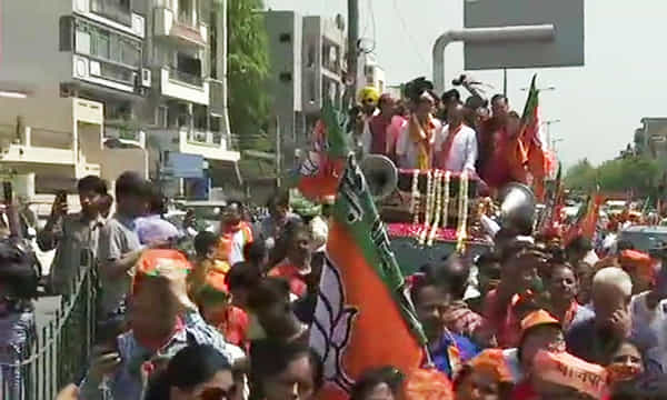 ఢిల్లీలో గౌతమ్ గంభీర్ రోడ్ షో..