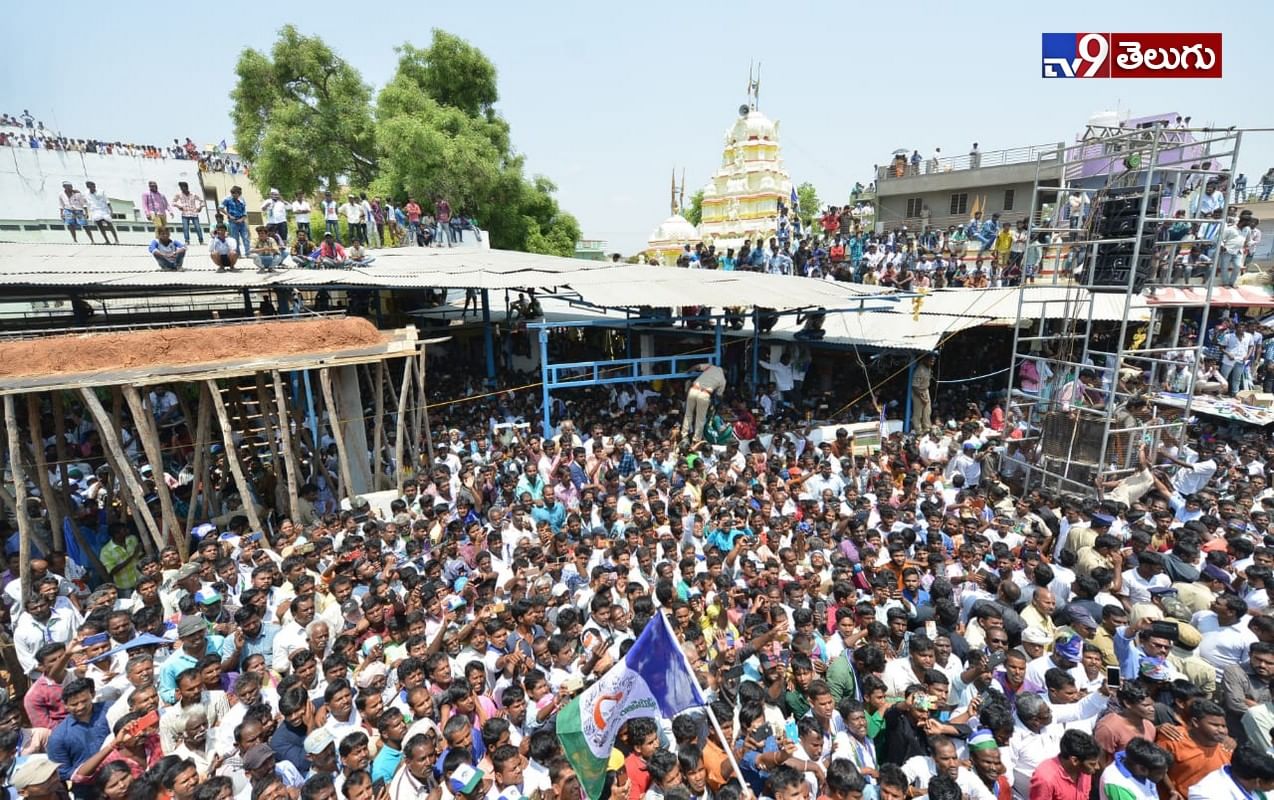 చిత్తూరు జిల్లా ఎన్నికల ప్రచారం లో వైస్.జగన్ ఫొటోస్