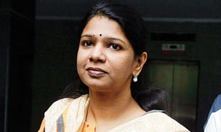 విజయసాయిూ.. నేనూ తేల్చుకుంటా- మాజీ ఇంటలిజెన్స్ చీఫ్