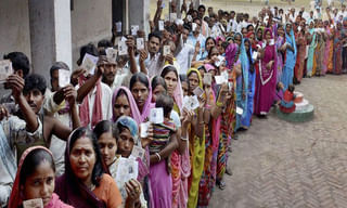 ఓటు హక్కు వినియోగించుకున్న కాంగ్రెస్ నేత చిదంబరం