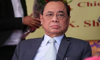 నెల రోజుల్లో మోదీ..మాజీ కాబోతున్నారు