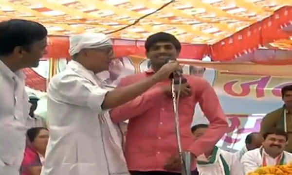 సీన్ రివర్సయ్యిందే.. దిగ్విజయ్ తెల్లముఖం