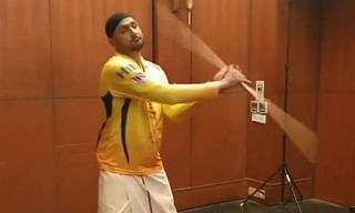 ధోనిని ప్రధానిని చేద్దాం