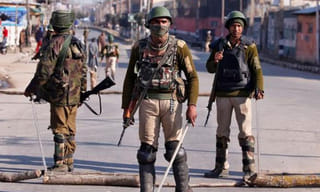 ఛత్తీస్‌గఢ్‌లో ఎన్ కౌంటర్, నలుగురు జవాన్లు మృతి