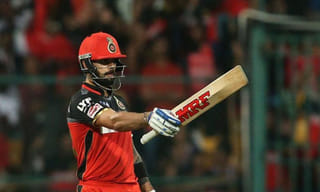 టాస్ గెలిచి బౌలింగ్ ఎంచుకున్న కోల్‌కతా