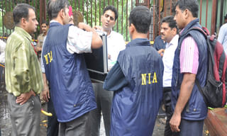 ఇంటర్మీడియట్ బోర్డు వద్ద సేమ్ సీన్.. టెన్షన్..