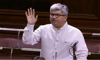 ఎన్నికలు వాయిదా వేయండి: హైకోర్టులో నిజామాబాద్ రైతుల పిటిషన్