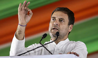 ఆ అధికారి సస్పెన్షన్‌పై స్టే..