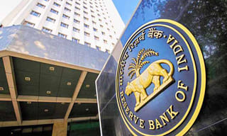 ఏసీ మరమ్మత్తు.. ఎయిరిండియా విమానంలో మంటలు