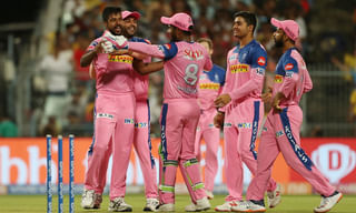 అరుదైన రికార్డు పై కన్నేసిన వార్నర్..!