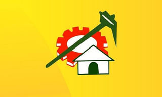 భారత భూభాగం సమీపంలో చక్కర్లు కొట్టిన పాక్ యుద్ధ విమానాలు