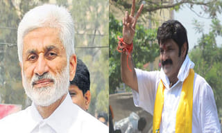 శ్రీవారి విరాళాలు పక్కదారి పడుతున్నాయి: రమణ దీక్షితులు